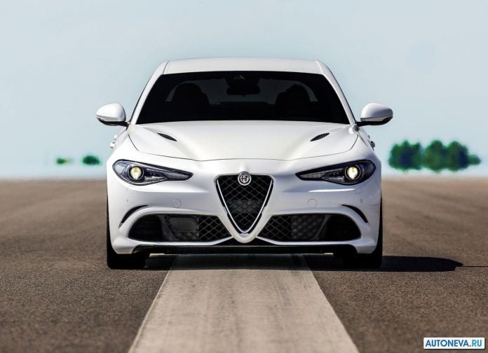 2016 Alfa Romeo Giulia - фотография 43 из 95