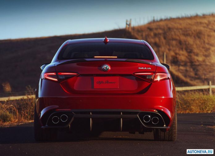 2016 Alfa Romeo Giulia - фотография 47 из 95
