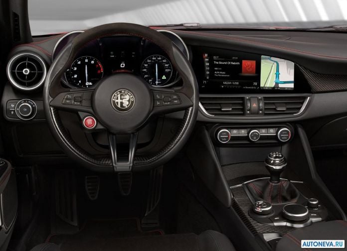 2016 Alfa Romeo Giulia - фотография 50 из 95