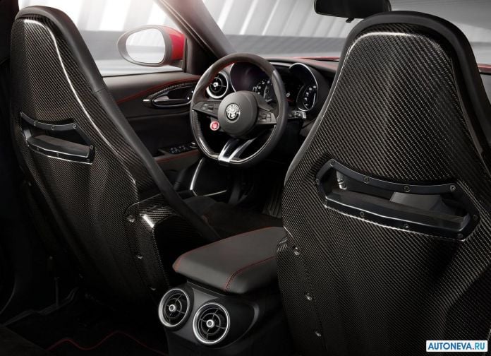 2016 Alfa Romeo Giulia - фотография 57 из 95