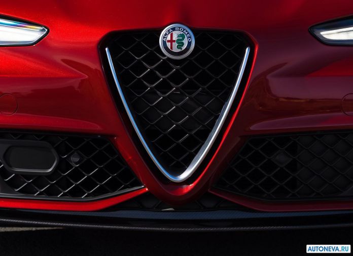 2016 Alfa Romeo Giulia - фотография 71 из 95