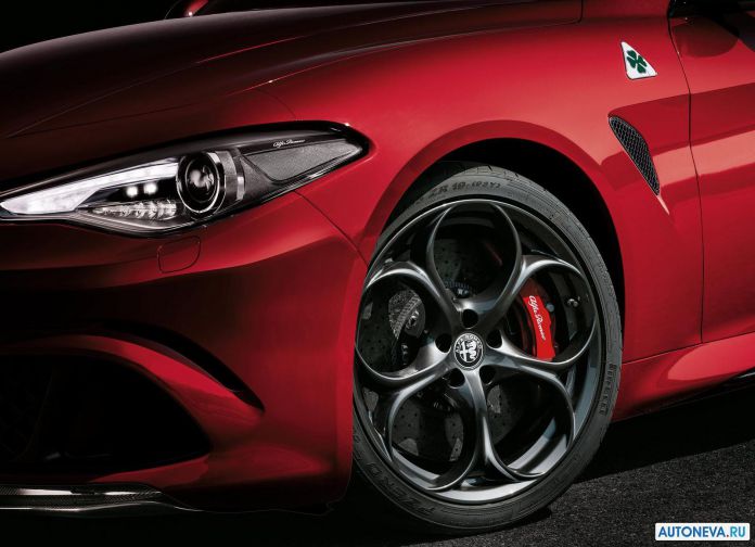 2016 Alfa Romeo Giulia - фотография 75 из 95