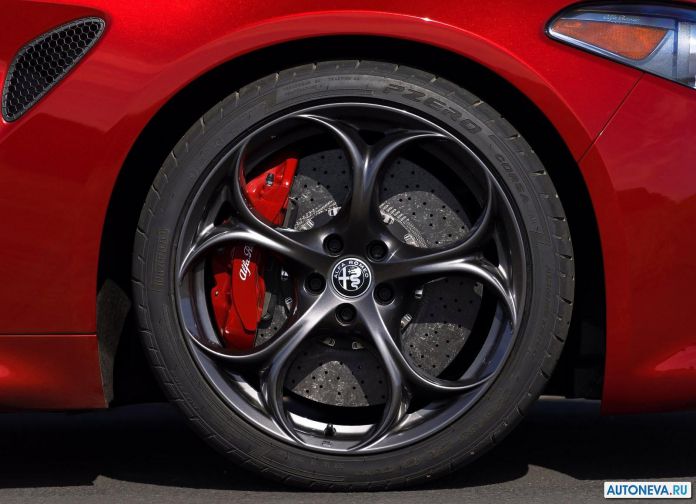 2016 Alfa Romeo Giulia - фотография 77 из 95