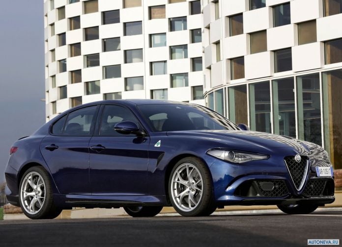 2016 Alfa Romeo Giulia Quadrifogilo - фотография 2 из 155 2016 Alfa Romeo Giulia Quadrifogilo - фотография 2 из 155