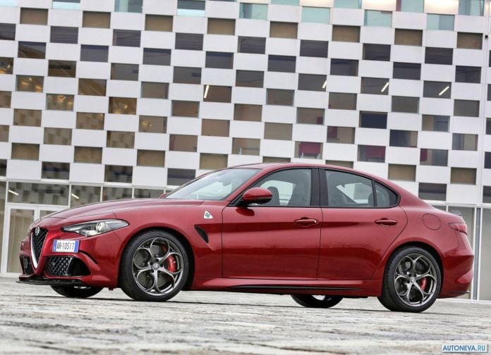 2016 Alfa Romeo Giulia Quadrifogilo - фотография 6 из 155 2016 Alfa Romeo Giulia Quadrifogilo - фотография 6 из 155