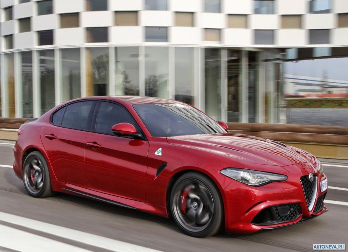 2016 Alfa Romeo Giulia Quadrifogilo - фотография 31 из 155 2016 Alfa Romeo Giulia Quadrifogilo - фотография 31 из 155