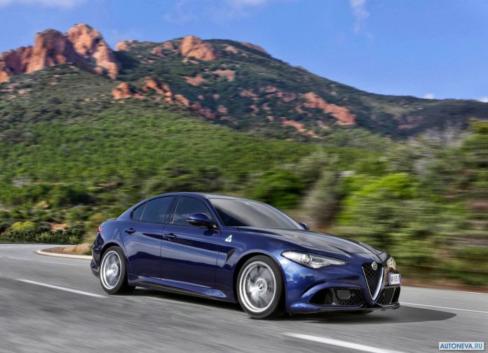 2016 Alfa Romeo Giulia Quadrifogilo - фотография 44 из 155 2016 Alfa Romeo Giulia Quadrifogilo - фотография 44 из 155