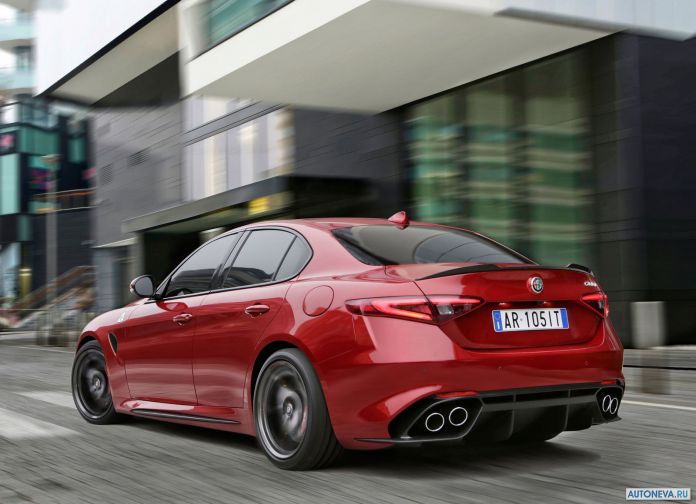 2016 Alfa Romeo Giulia Quadrifogilo - фотография 79 из 155 2016 Alfa Romeo Giulia Quadrifogilo - фотография 79 из 155