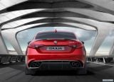 alfa_romeo_2016_giulia_quadrifoglio_098.jpg