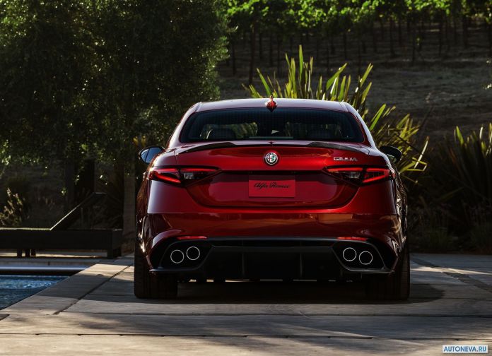 2016 Alfa Romeo Giulia Quadrifogilo - фотография 99 из 155 2016 Alfa Romeo Giulia Quadrifogilo - фотография 99 из 155