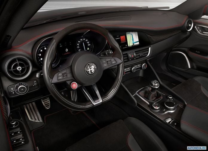 2016 Alfa Romeo Giulia Quadrifogilo - фотография 106 из 155 2016 Alfa Romeo Giulia Quadrifogilo - фотография 106 из 155
