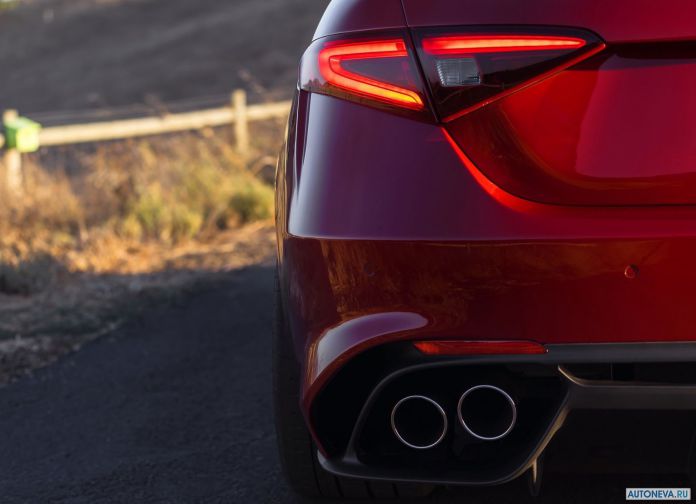 2016 Alfa Romeo Giulia Quadrifogilo - фотография 127 из 155 2016 Alfa Romeo Giulia Quadrifogilo - фотография 127 из 155