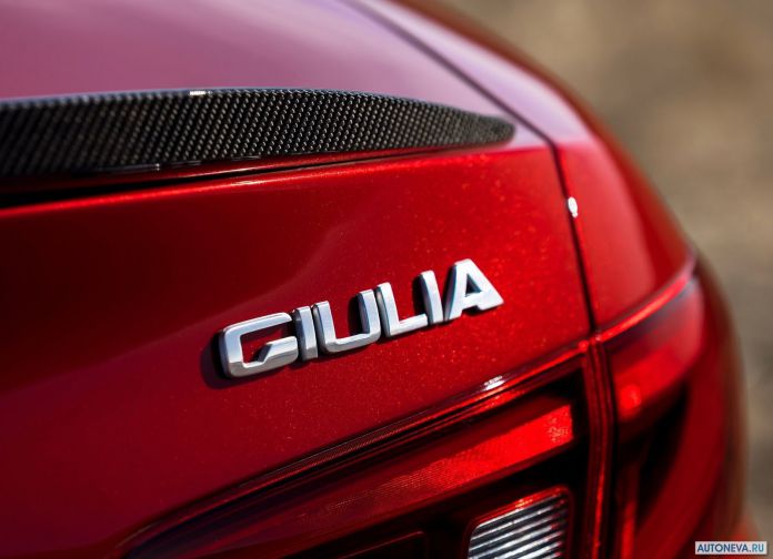 2016 Alfa Romeo Giulia Quadrifogilo - фотография 141 из 155 2016 Alfa Romeo Giulia Quadrifogilo - фотография 141 из 155