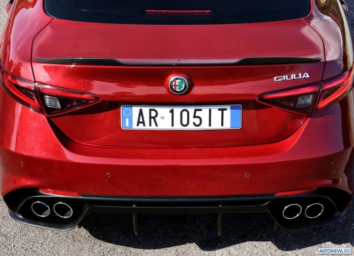 2016 Alfa Romeo Giulia Quadrifogilo - фотография 146 из 155 2016 Alfa Romeo Giulia Quadrifogilo - фотография 146 из 155
