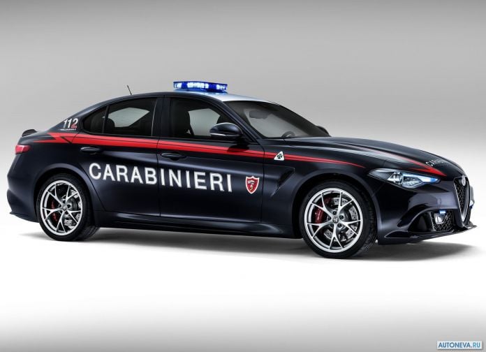 2016 Alfa Romeo Giulia Quadrifogilo Carabinieri - фотография 3 из 9