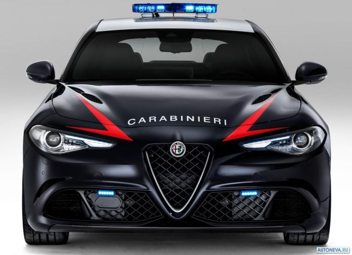2016 Alfa Romeo Giulia Quadrifogilo Carabinieri - фотография 5 из 9