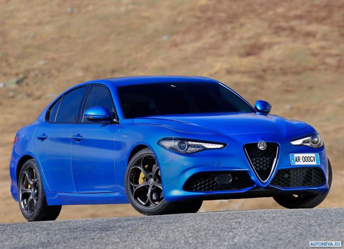 2017 Alfa Romeo Giulia Veloce - фотография 4 из 23