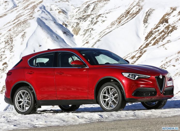 2018 Alfa Romeo Stelvio - фотография 3 из 158