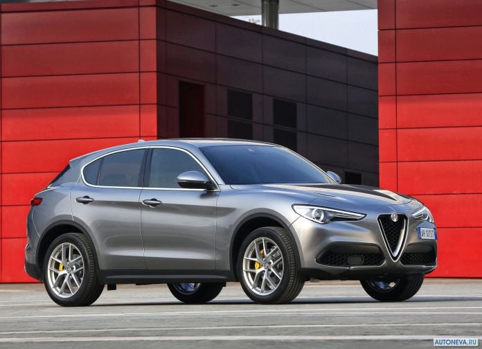 2018 Alfa Romeo Stelvio - фотография 7 из 158