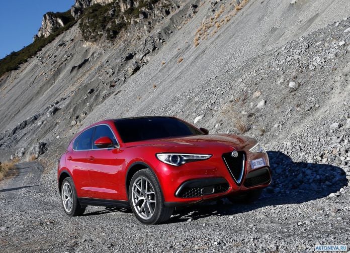 2018 Alfa Romeo Stelvio - фотография 12 из 158 2018 Alfa Romeo Stelvio - фотография 12 из 158