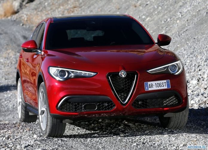 2018 Alfa Romeo Stelvio - фотография 21 из 158 2018 Alfa Romeo Stelvio - фотография 21 из 158