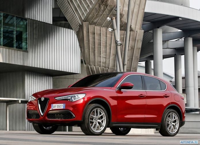 2018 Alfa Romeo Stelvio - фотография 23 из 158 2018 Alfa Romeo Stelvio - фотография 23 из 158