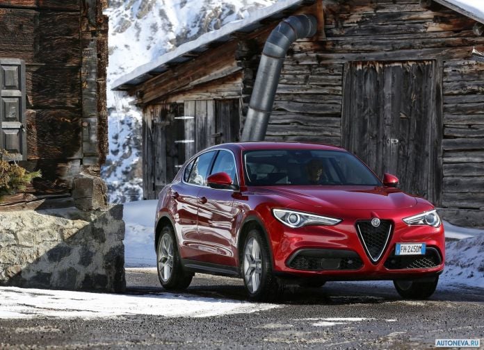 2018 Alfa Romeo Stelvio - фотография 32 из 158