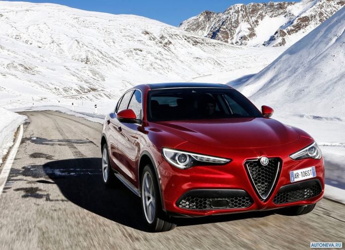 2018 Alfa Romeo Stelvio - фотография 34 из 158 2018 Alfa Romeo Stelvio - фотография 34 из 158