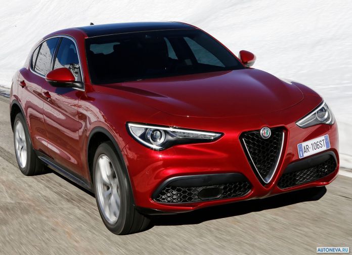 2018 Alfa Romeo Stelvio - фотография 45 из 158