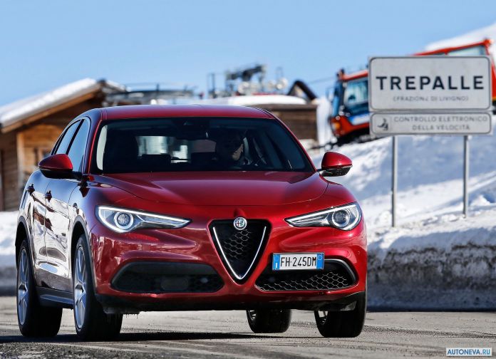 2018 Alfa Romeo Stelvio - фотография 50 из 158 2018 Alfa Romeo Stelvio - фотография 50 из 158