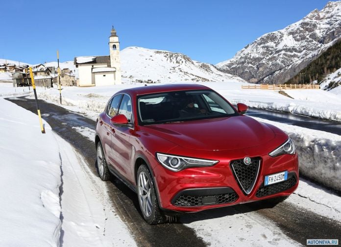2018 Alfa Romeo Stelvio - фотография 54 из 158 2018 Alfa Romeo Stelvio - фотография 54 из 158