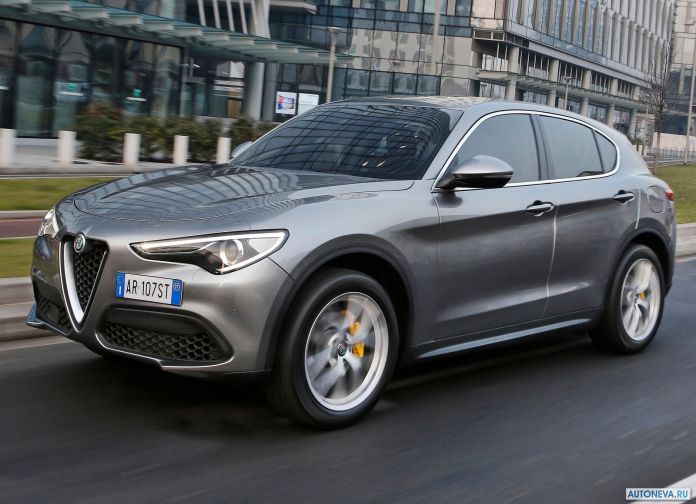 2018 Alfa Romeo Stelvio - фотография 61 из 158 2018 Alfa Romeo Stelvio - фотография 61 из 158