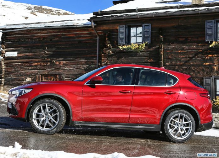 2018 Alfa Romeo Stelvio - фотография 80 из 158