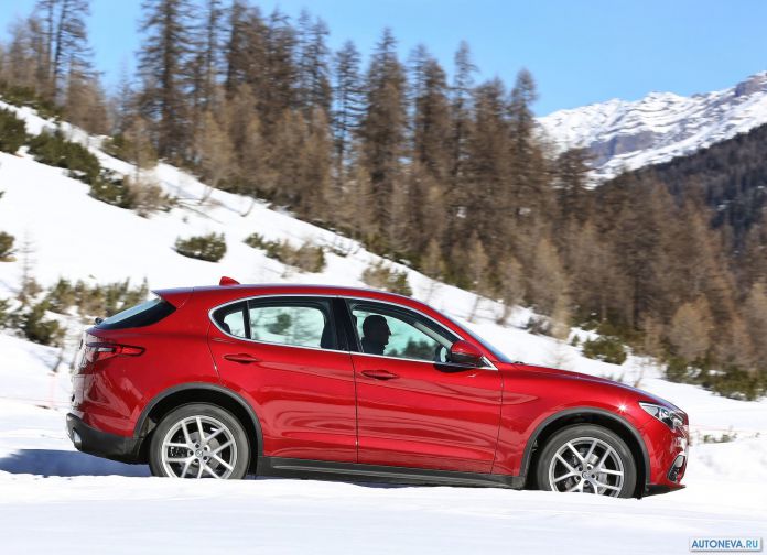 2018 Alfa Romeo Stelvio - фотография 82 из 158 2018 Alfa Romeo Stelvio - фотография 82 из 158
