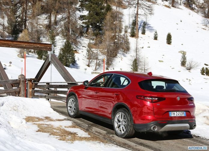 2018 Alfa Romeo Stelvio - фотография 93 из 158 2018 Alfa Romeo Stelvio - фотография 93 из 158