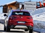 alfa_romeo_2018_stelvio_105.jpg
