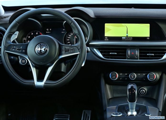 2018 Alfa Romeo Stelvio - фотография 123 из 158 2018 Alfa Romeo Stelvio - фотография 123 из 158