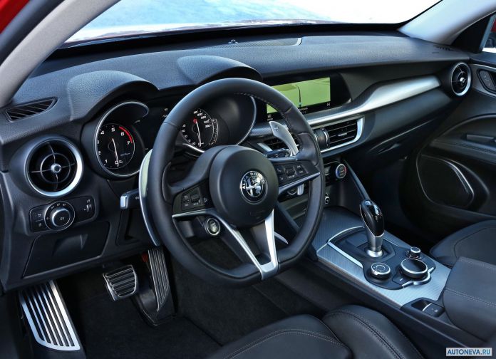2018 Alfa Romeo Stelvio - фотография 130 из 158 2018 Alfa Romeo Stelvio - фотография 130 из 158
