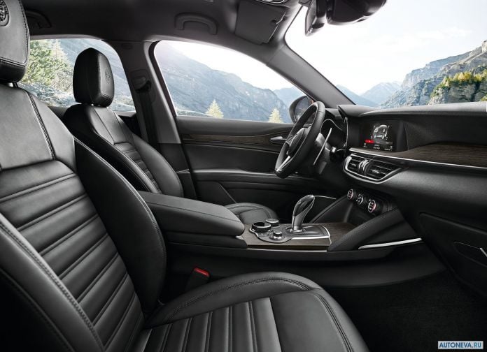 2018 Alfa Romeo Stelvio - фотография 135 из 158 2018 Alfa Romeo Stelvio - фотография 135 из 158