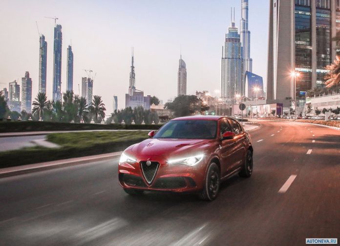 2018 Alfa Romeo Stelvio Quadrifoglio - фотография 22 из 102 2018 Alfa Romeo Stelvio Quadrifoglio - фотография 22 из 102
