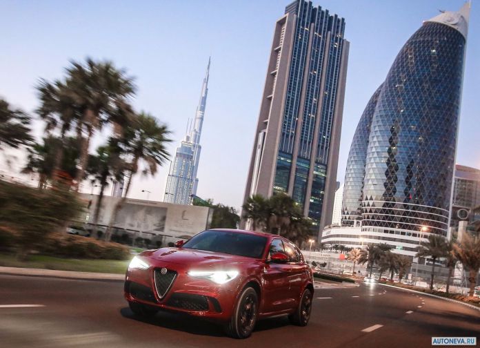 2018 Alfa Romeo Stelvio Quadrifoglio - фотография 32 из 102 2018 Alfa Romeo Stelvio Quadrifoglio - фотография 32 из 102