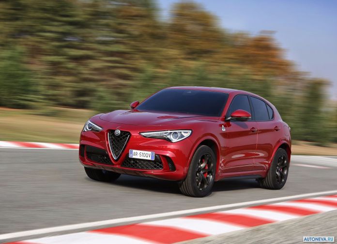 2018 Alfa Romeo Stelvio Quadrifoglio - фотография 33 из 102 2018 Alfa Romeo Stelvio Quadrifoglio - фотография 33 из 102