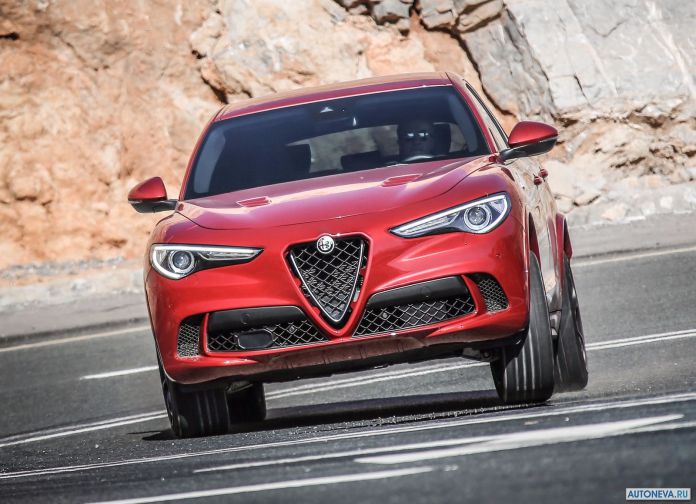 2018 Alfa Romeo Stelvio Quadrifoglio - фотография 35 из 102 2018 Alfa Romeo Stelvio Quadrifoglio - фотография 35 из 102
