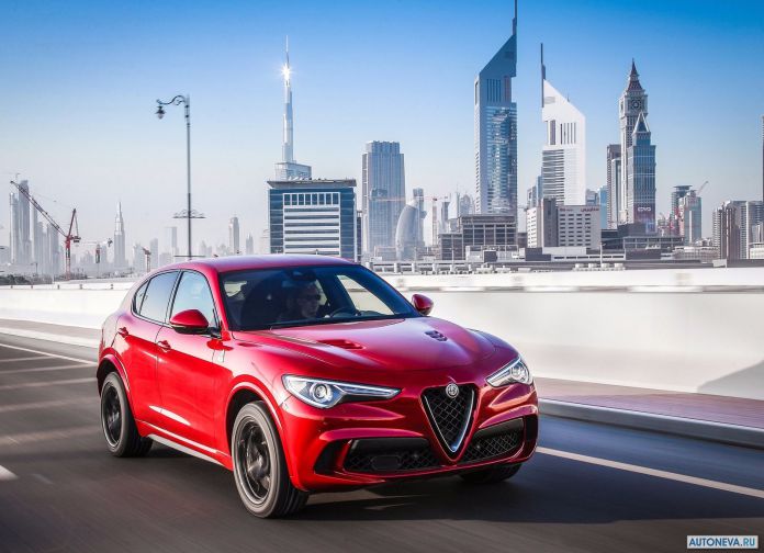 2018 Alfa Romeo Stelvio Quadrifoglio - фотография 40 из 102 2018 Alfa Romeo Stelvio Quadrifoglio - фотография 40 из 102