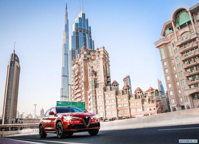 2018 Alfa Romeo Stelvio Quadrifoglio - фотография 42 из 102 2018 Alfa Romeo Stelvio Quadrifoglio - фотография 42 из 102