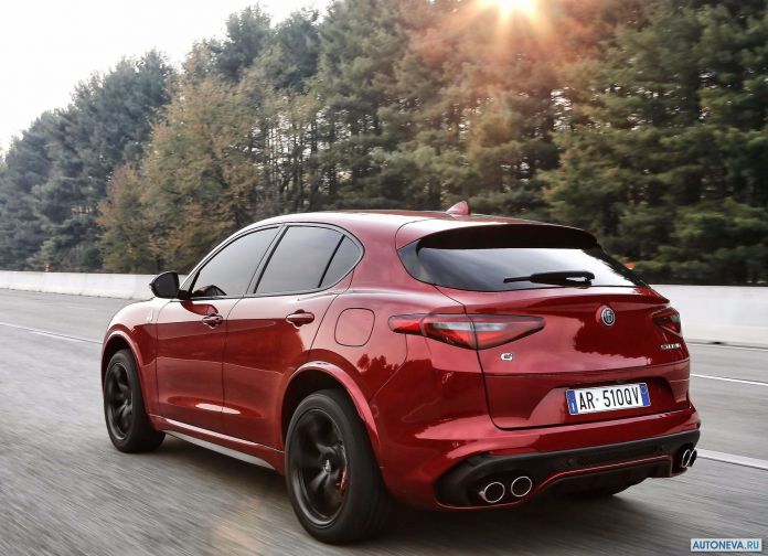 2018 Alfa Romeo Stelvio Quadrifoglio - фотография 52 из 102 2018 Alfa Romeo Stelvio Quadrifoglio - фотография 52 из 102