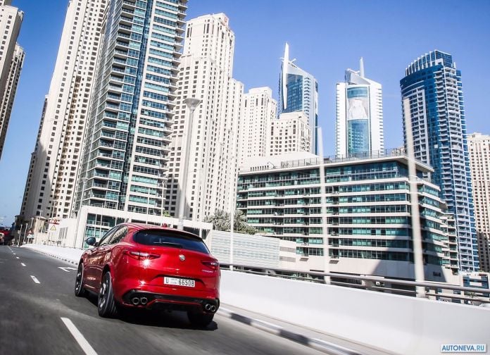 2018 Alfa Romeo Stelvio Quadrifoglio - фотография 63 из 102 2018 Alfa Romeo Stelvio Quadrifoglio - фотография 63 из 102