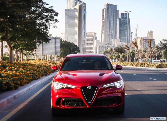 2018 Alfa Romeo Stelvio Quadrifoglio - фотография 69 из 102 2018 Alfa Romeo Stelvio Quadrifoglio - фотография 69 из 102