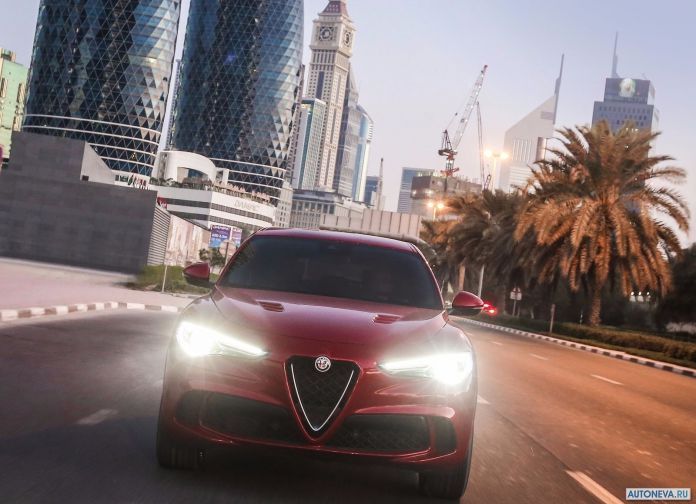 2018 Alfa Romeo Stelvio Quadrifoglio - фотография 70 из 102 2018 Alfa Romeo Stelvio Quadrifoglio - фотография 70 из 102
