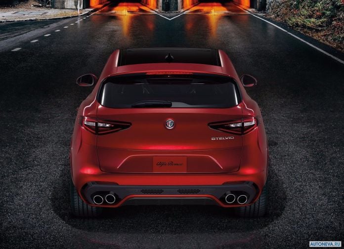 2018 Alfa Romeo Stelvio Quadrifoglio - фотография 72 из 102 2018 Alfa Romeo Stelvio Quadrifoglio - фотография 72 из 102